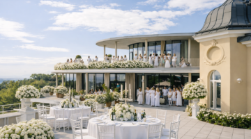 Elegante Terrasse bei der Fête Blanche